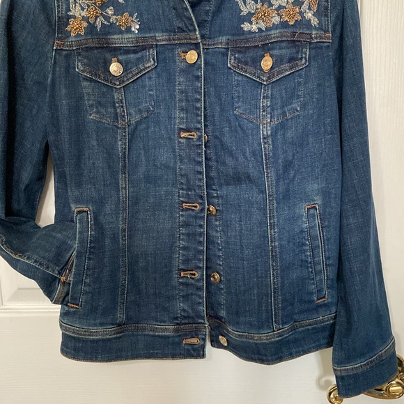 NWT Chico's Embellished Floral Gold Pearls and Beaded Denim Jacket Size O - Picture 7 of 12
